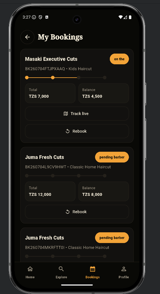 Customer bookings with booking status cards